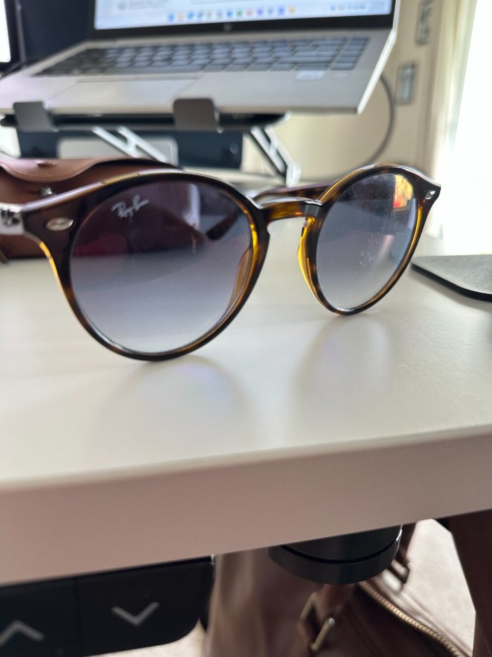 Ray-Bans RB2180 Sunglasses with Case Brown Frame-Blue - Picture 3 of 5